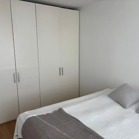 Center Spacious And Quiet 2br 88m2 Apartment Oulu