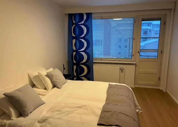 Center Spacious And Quiet 2br 88m2