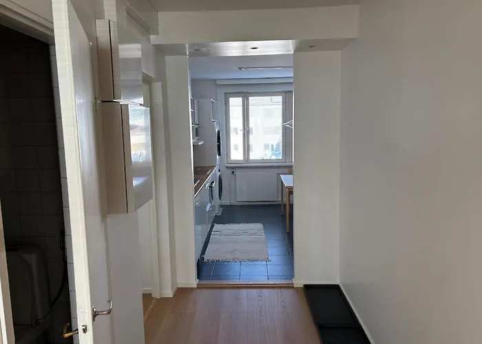 Center Spacious And Quiet 2br 88m2 *